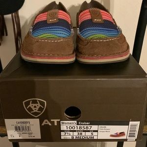 Palm brown Sarape mesh Marriott women’s cruisers size 7 1/2